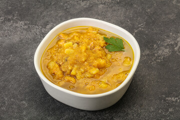 Pea soup with smoked meat