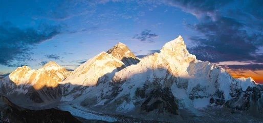 Crédence de cuisine en verre imprimé Everest Mount Everest Himalaya sunset panorama Nepal mountains