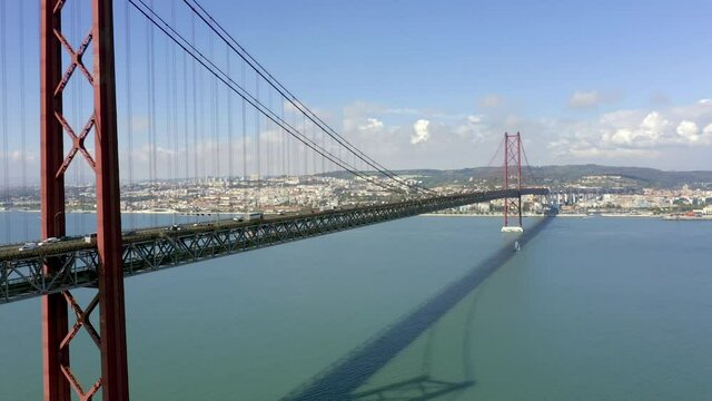 Ponte 25 Abril Lisboa. 25. April Bridge Lisbon.
Rio Tejo. Tejo River