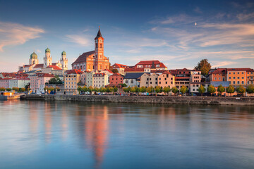 Naklejka na ściany i meble Passau Skyline, Germany. Cityscape image of Passau skyline, Bavaria, Germany at autumn sunset.