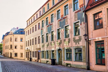 pirna, deutschland - sanierte häuserzeile mit jugendstilfassade