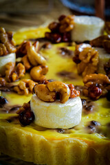 christmas quiche with nuts