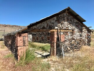 ranch house, abandoned, stone buildings