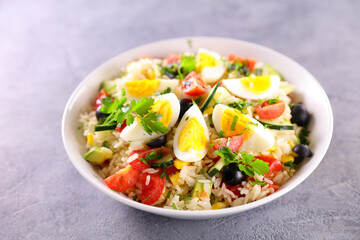 mixed vegetable with rice,  tomat and egg