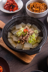 오랜 시간 끓여내 맛있는 국물 요리