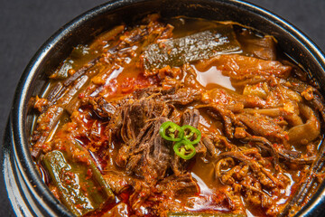 오랜 시간 끓여내 맛있는 국물 요리