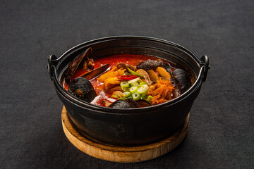 오랜 시간 끓여 맛있는 국물 요리