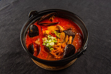 오랜 시간 끓여 맛있는 국물 요리