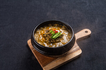 오랜 시간 끓여 맛있는 국물 요리