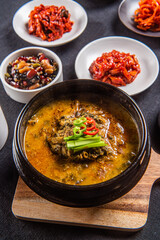 오랜 시간 끓여 맛있는 국물 요리