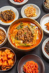 오랜 시간 끓여 맛있는 국물 요리