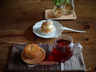 cup of tea and cake