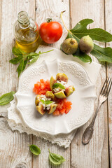 figs salad with feta cheese and tomato