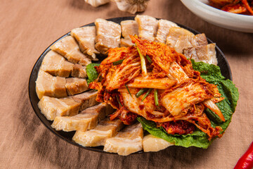 신선한 재료로 만들어 밥과 먹어도 맛있고 고기와 함께 먹어도 맛있는 한국 겉절이 김치