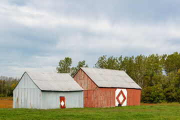 Obraz premium Old barn in the southern region of Quebec