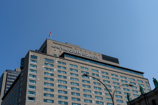 
Montreal, Quebec, Canada - September 4, 2021: Hotel Fairmont The Queen Elizabeth In Montreal, Quebec, Canada. Fairmont The Queen Elizabeth Is An Historic Grand Hotel. 
