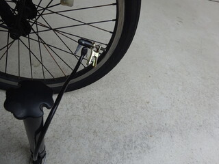 自転車の空気入れ