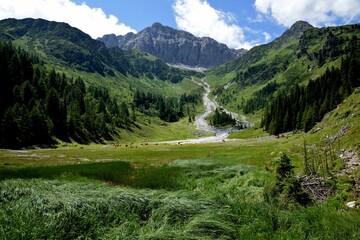Fototapeta na wymiar Upper valley of Obertilliach