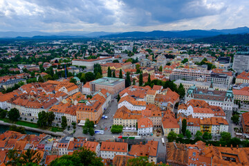 Fototapeta na wymiar Veduta della città di Lubiana dal castello, Slovenia