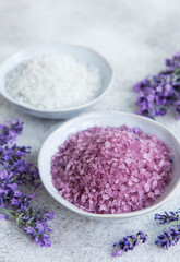 Obraz na płótnie Canvas Natural herb cosmetic salt with lavender flowers