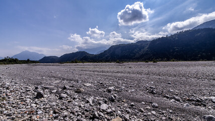 Der Fluss Degano in Norditalien