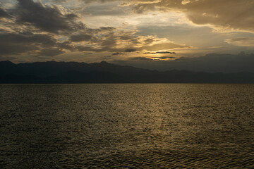 Zachód słońca nad jeziorem Szkoderskim