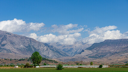 Fototapeta na wymiar bałkański łańcuch Gór Dynarskich w Albanii