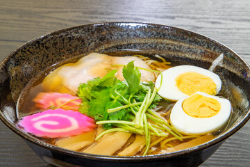 しょう油みつばラーメン