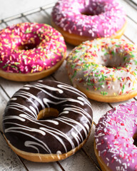 donuts with icing sugar