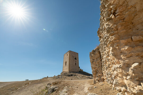 castillo de la estrella en teba