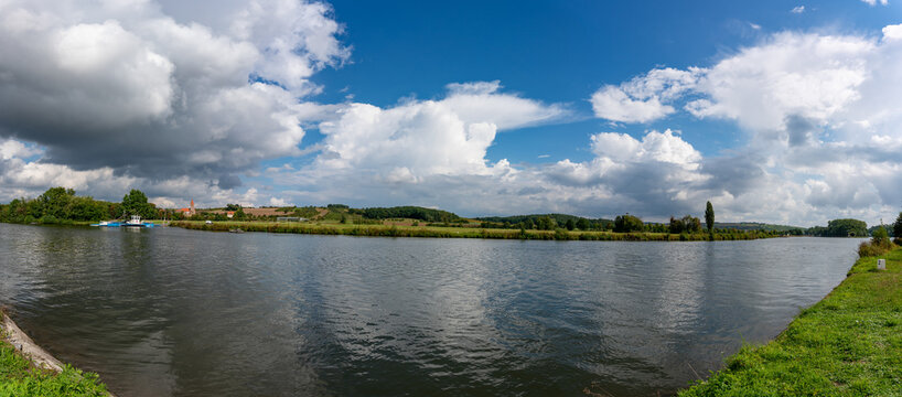 Mainf&auml;hre Wipfeld, Main, F&auml;hre, Mainufer, Schweinfurt, Franken, Unterfranken, Deutschland