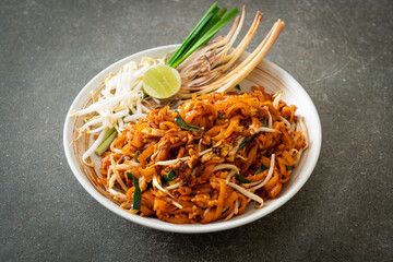 stir-fried noodle with tofu and sprouts or Pad Thai