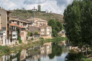 Fototapeta na wymiar River Bank in Valderrobres, Aragon