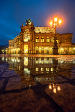 Semperoper (Saxon State Opera) in Dresden, Saxony, Germany