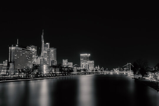 Skyline Frankfurt - Wolkenkratzer © Uwe