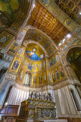 Fototapeta na wymiar Interior of the Cathedral of Monreale.