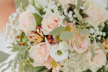 beautiful bridal bouquet it wise and pink flowers