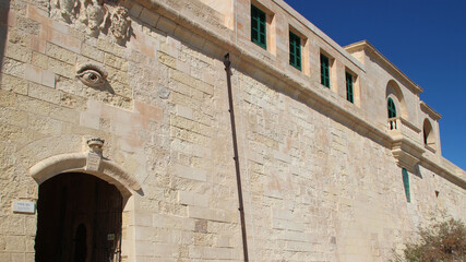 Fototapeta na wymiar saint-elmo fort in valletta (malta) 