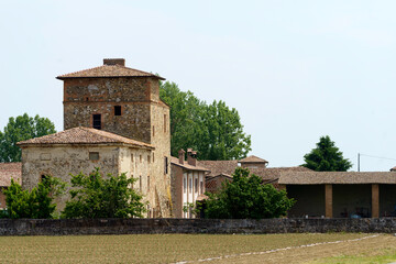 Fototapeta na wymiar Old farm near Centovera, Piacenza province, Emilia-Romagna
