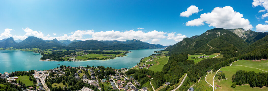 Schafberg mountain range with Lake Wolfgangsee on sunny day, Abersee, Salzkammergut, Salzburg, Austria