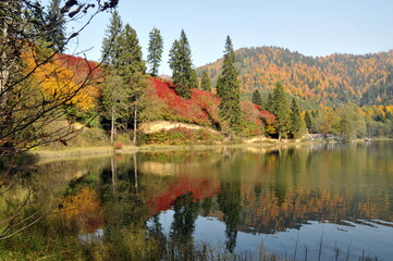 Artvin Borçka Karagöl in autumn