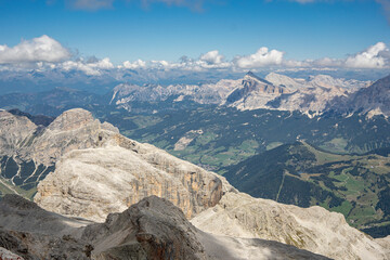 Trentino Alto Adige, il gruppo del Sella visto dalla vette del Piz Boè