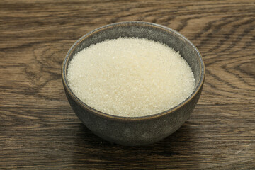 White sugar in the bowl