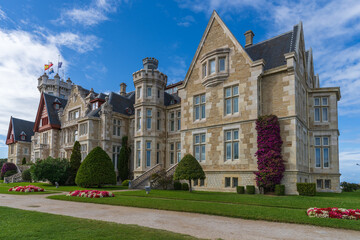 Fototapeta na wymiar View of the Magdalena Palace in the city of Santander in Cantabria, Spain 