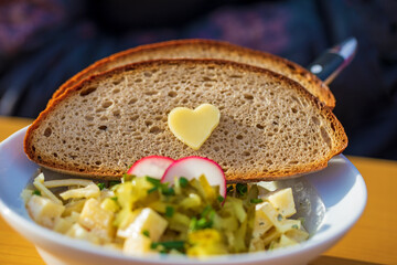 Käsesalat - Allgäu - Bergkäse - Alpe - Brotzeit - Einkehr