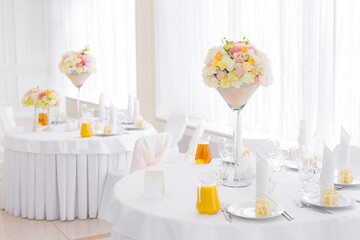 wedding table setting