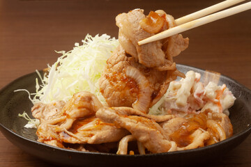 豚肉の生姜焼き