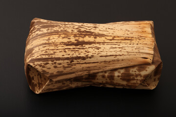 竹の皮　おむすび