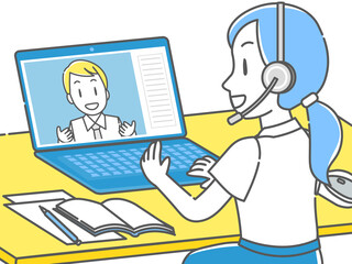 リモートワークでWeb会議をする女性