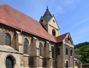Fototapeta na wymiar Historische Kathedrale in der Altstadt von Freyburg am Fluss Unstrut, Sachsen - Anhalt